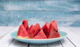 酒吧吃瓜爆料图片大全,揭秘娱乐圈幕后故事